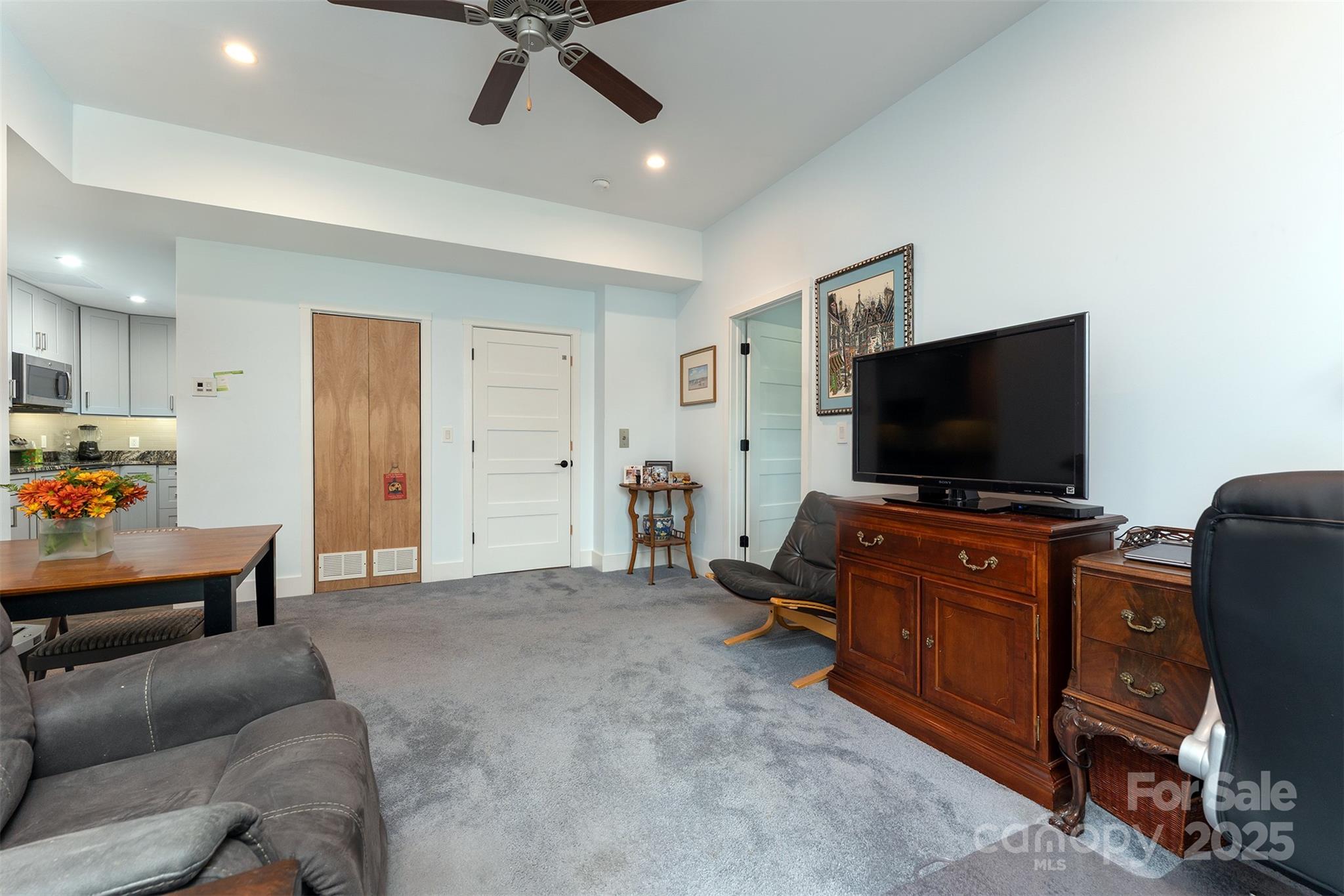 34 Finch Drive Asheville NC 28804