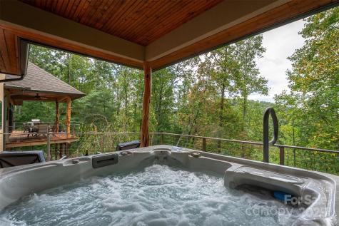 34 Finch Drive Asheville NC 28804