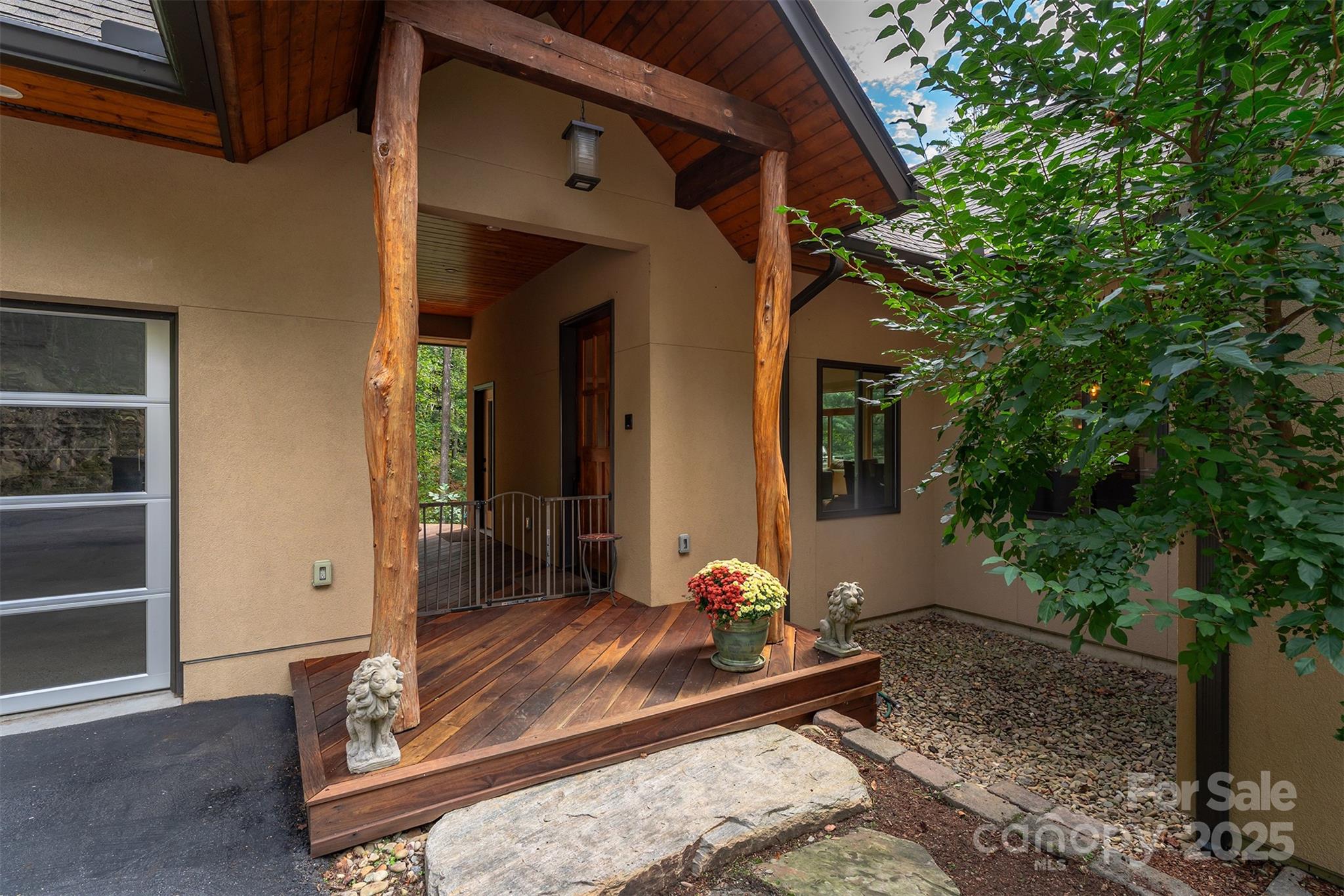 34 Finch Drive Asheville NC 28804