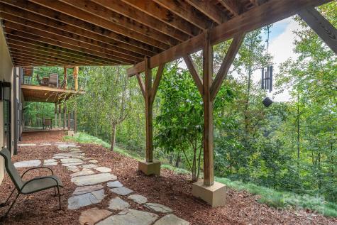 34 Finch Drive Asheville NC 28804