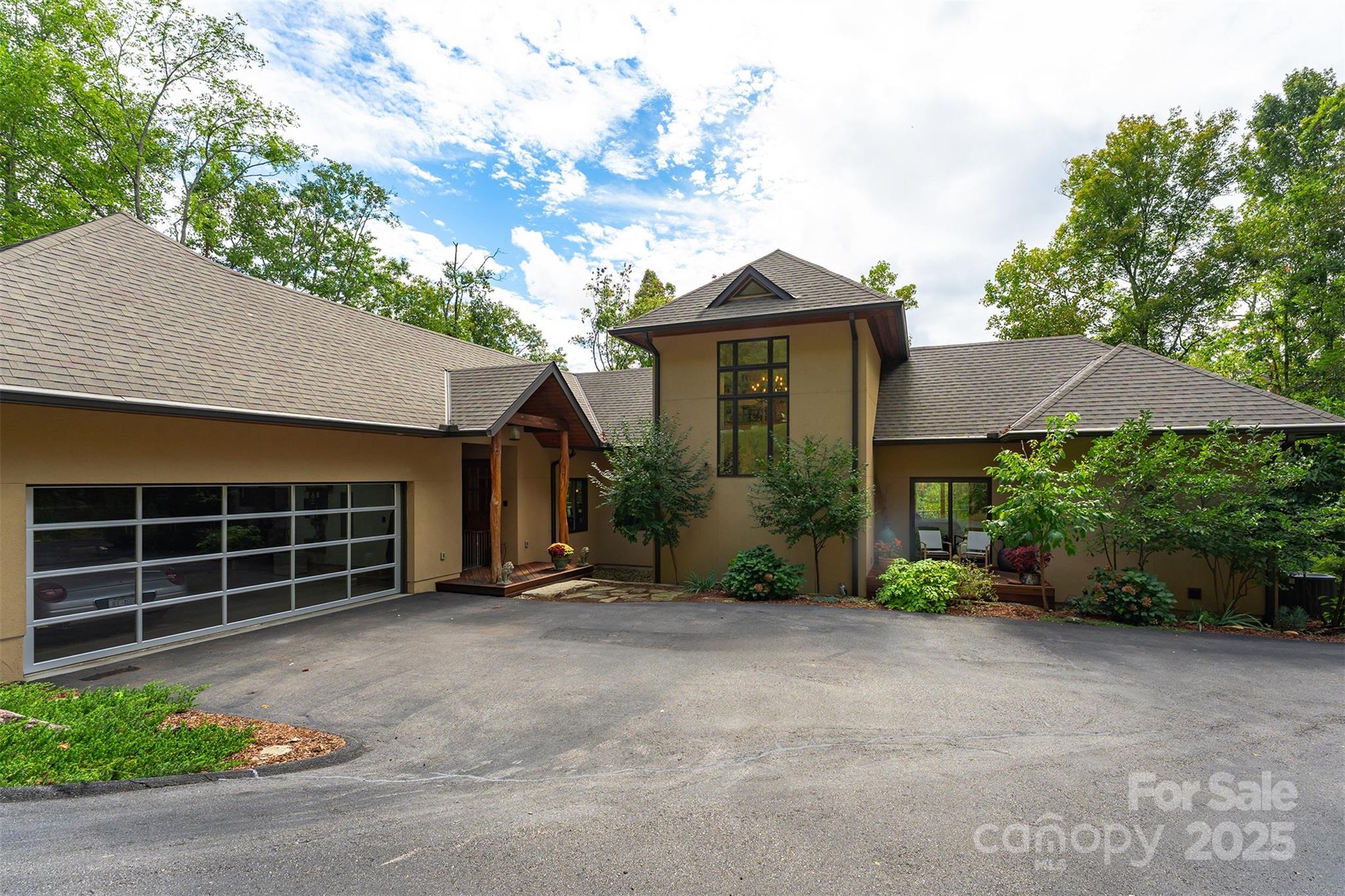 34 Finch Drive Asheville NC 28804