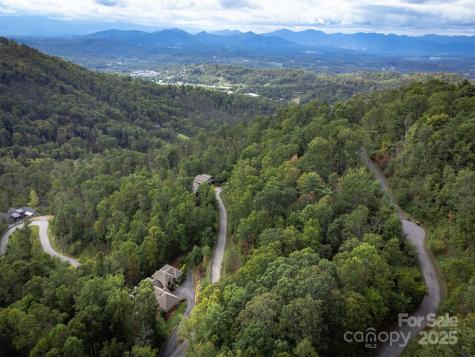 34 Finch Drive Asheville NC 28804