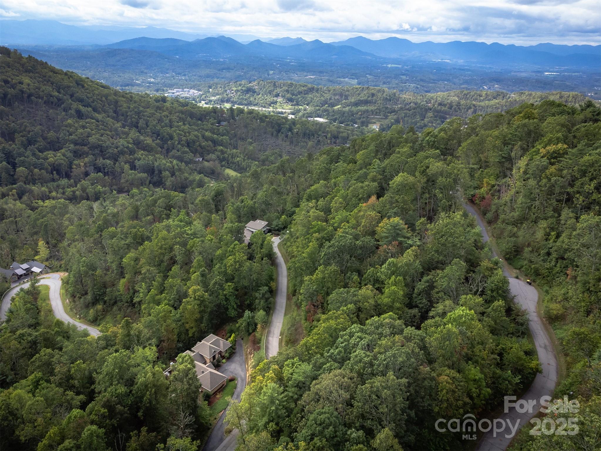 34 Finch Drive Asheville NC 28804