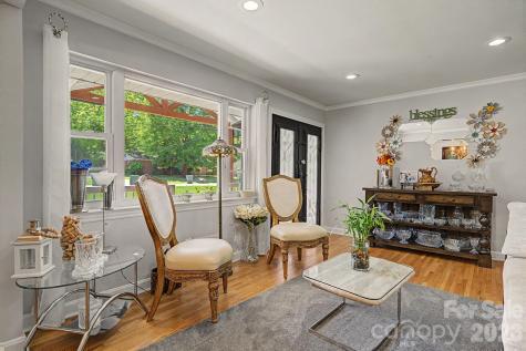 5127 Hoover Drive Charlotte NC 28269