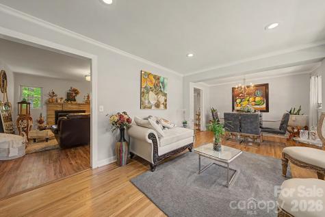 5127 Hoover Drive Charlotte NC 28269