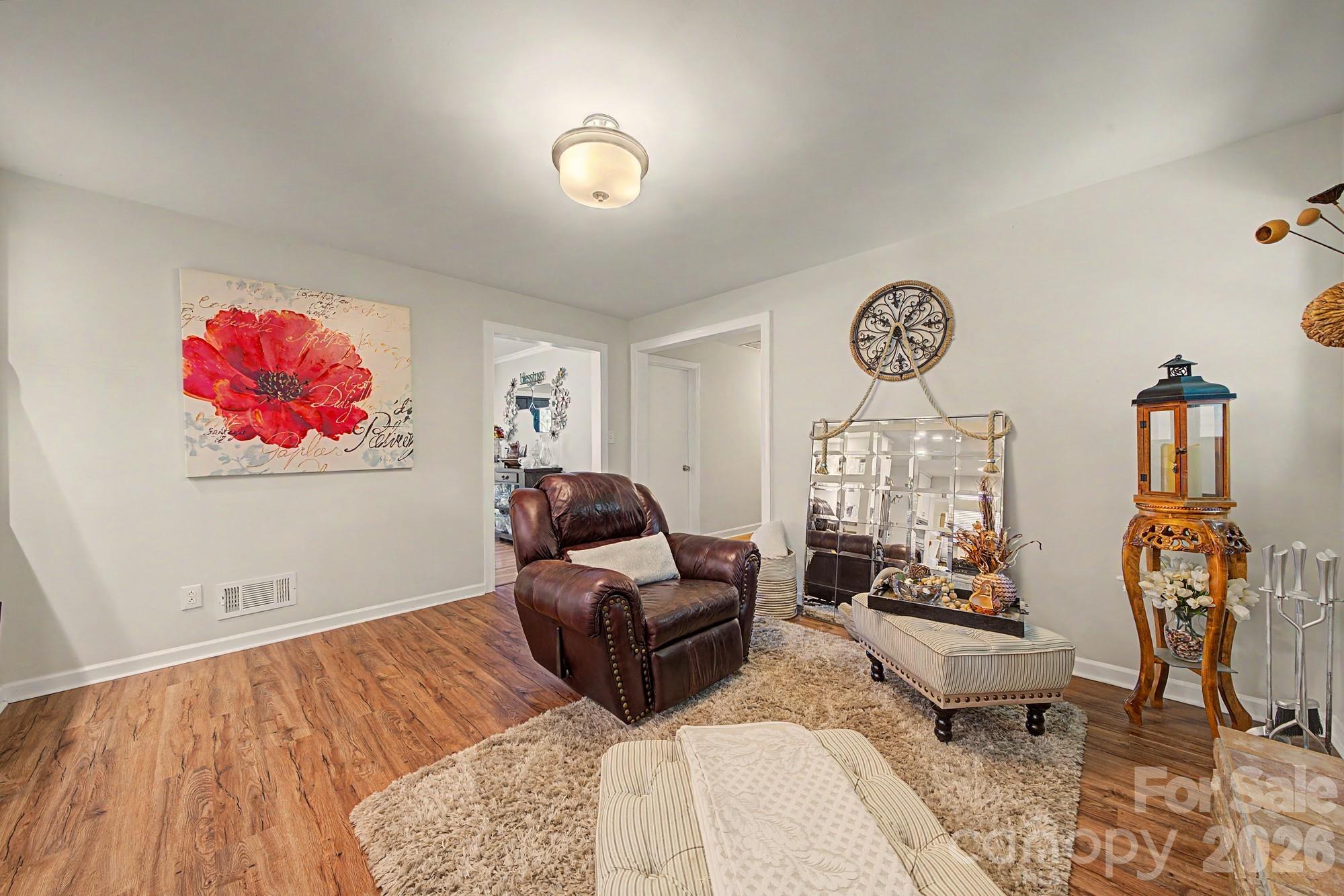5127 Hoover Drive Charlotte NC 28269