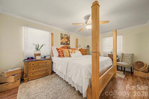 5127 Hoover Drive Charlotte NC 28269