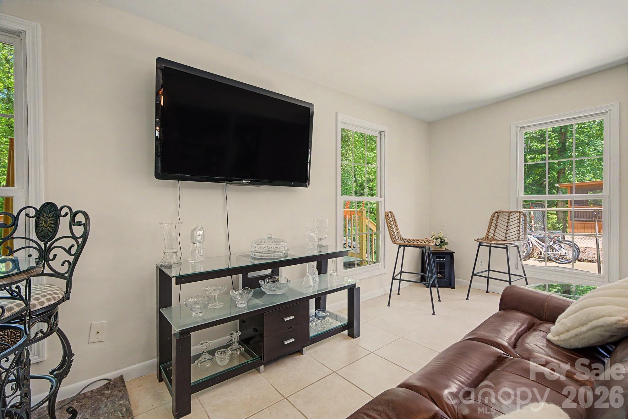 5127 Hoover Drive Charlotte NC 28269