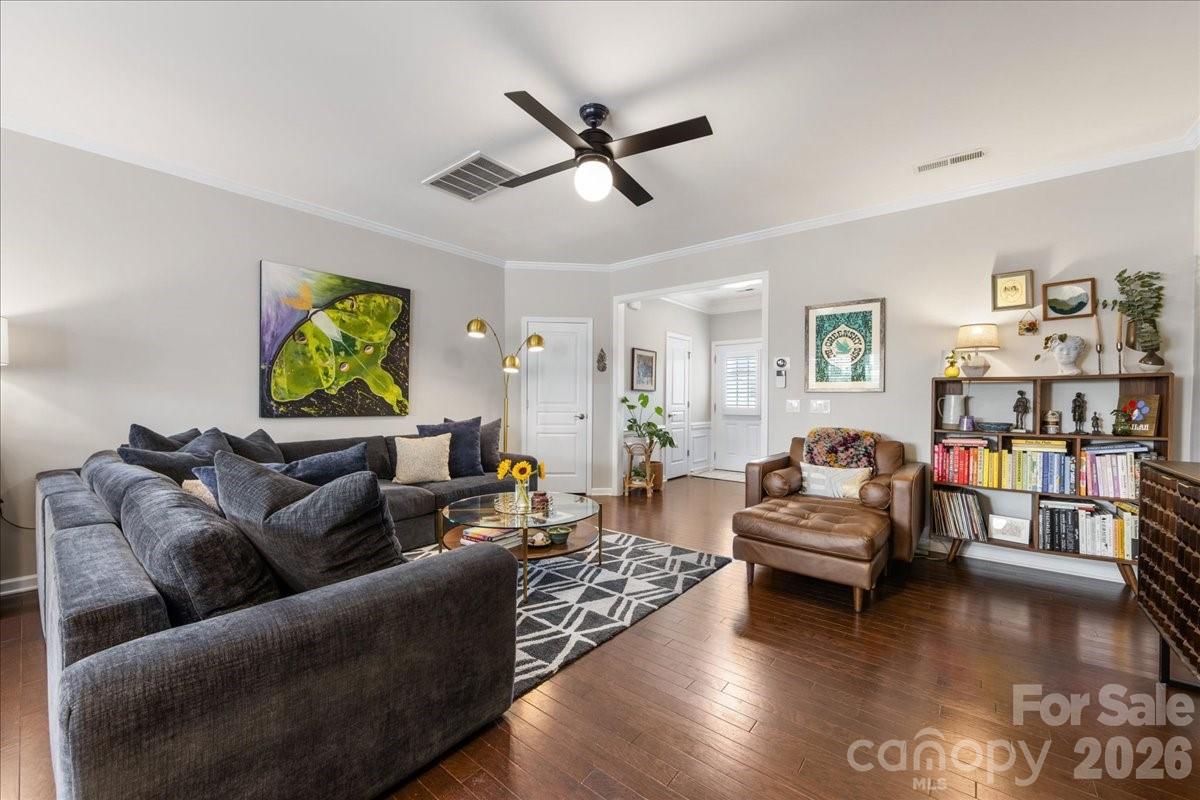 2434 Royal York Avenue Charlotte NC 28210