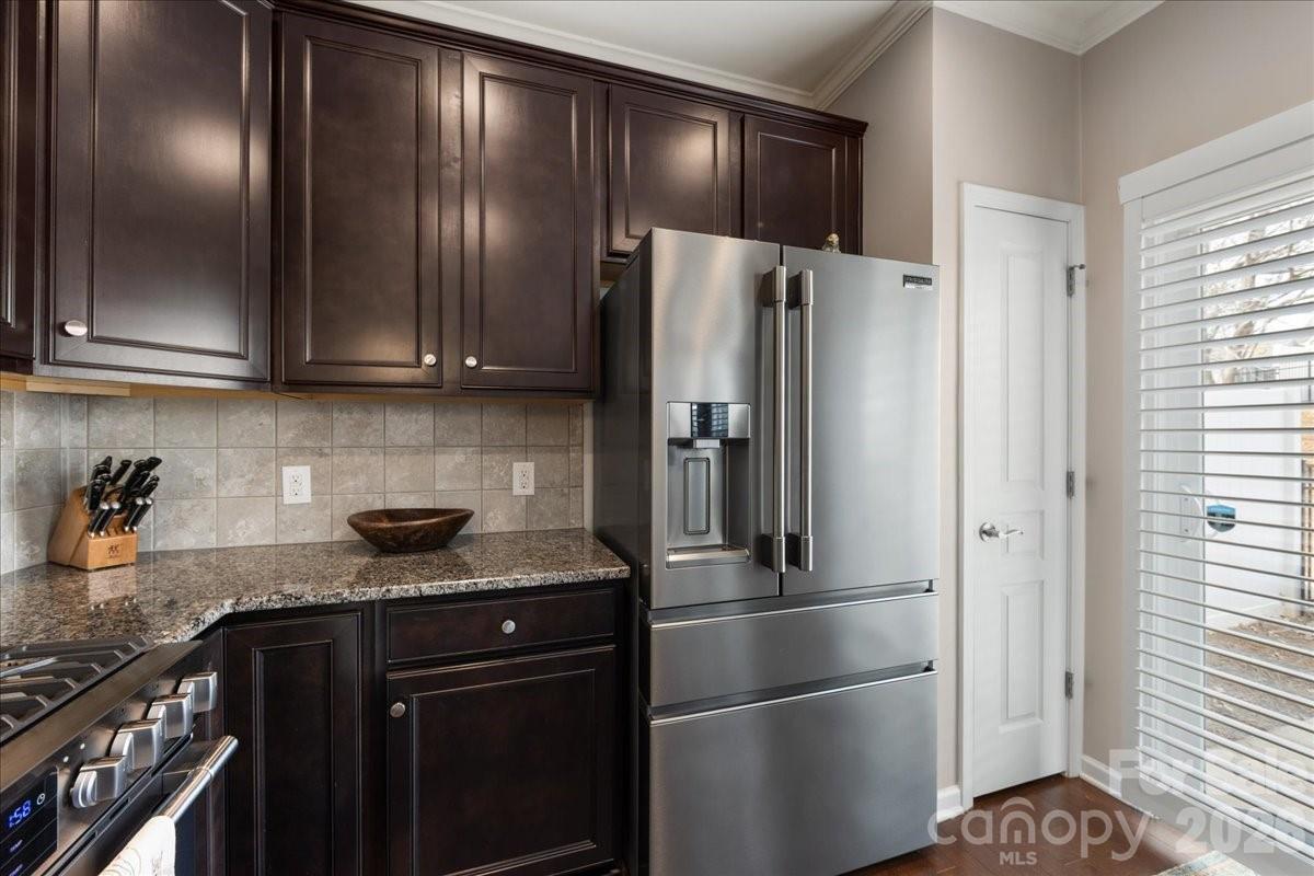 2434 Royal York Avenue Charlotte NC 28210