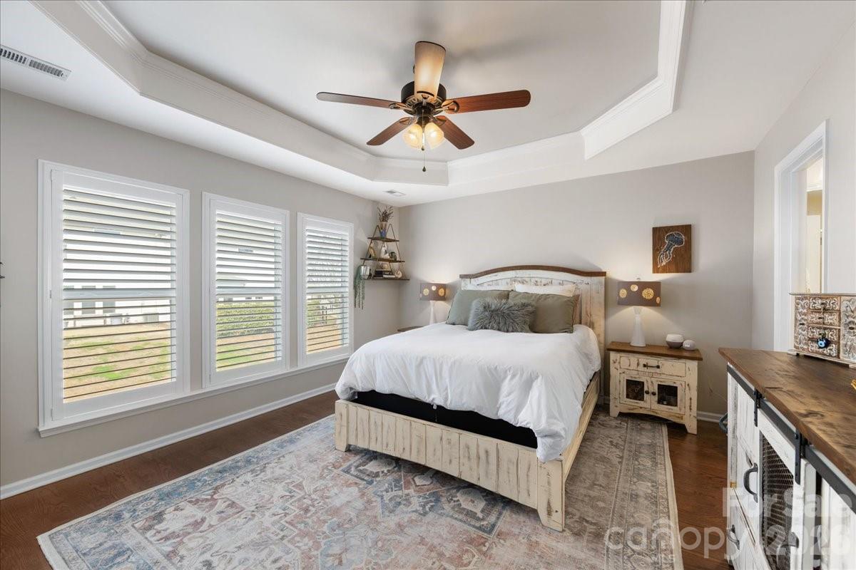 2434 Royal York Avenue Charlotte NC 28210