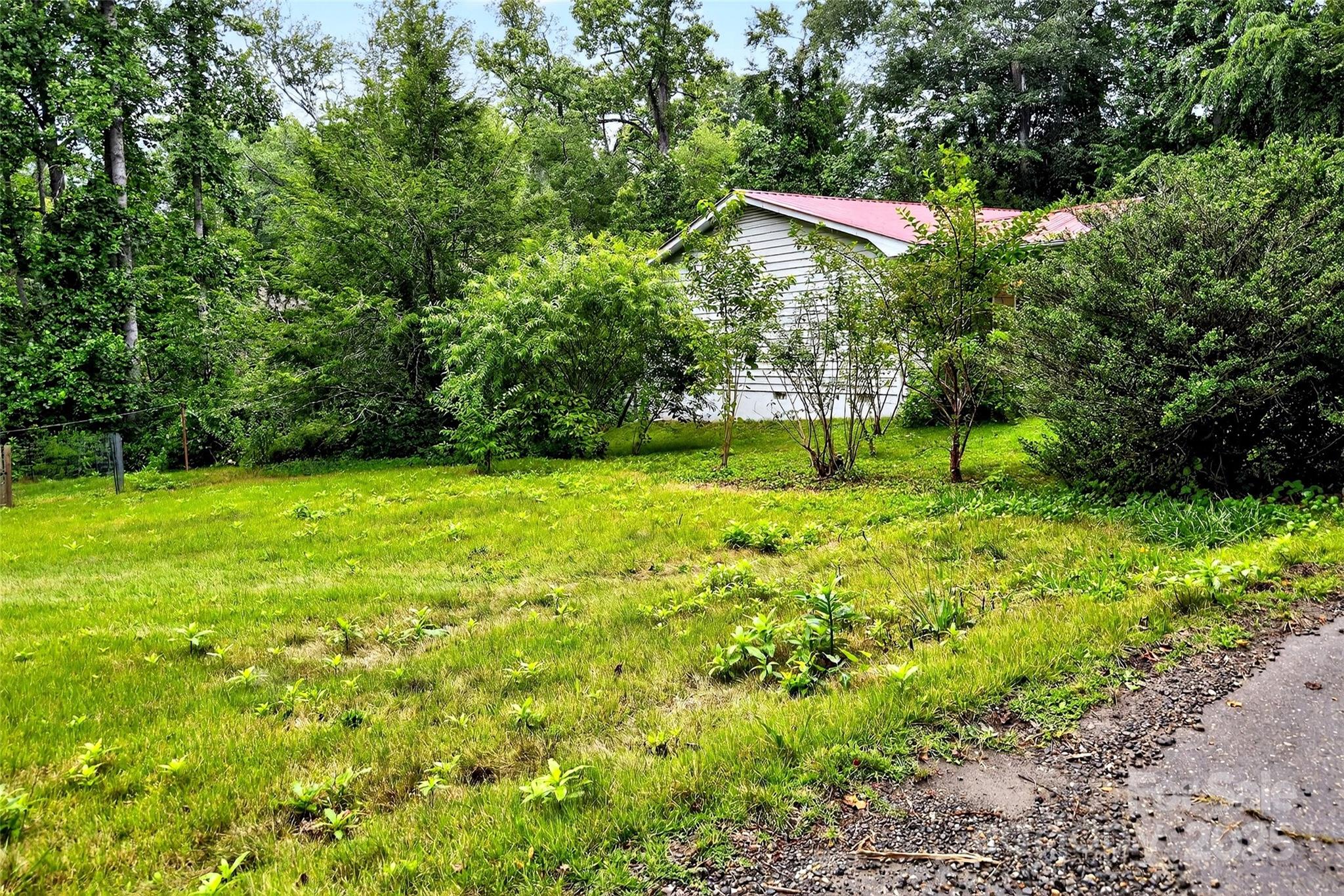 711 N Oconeechee Avenue Black Mountain NC 28711