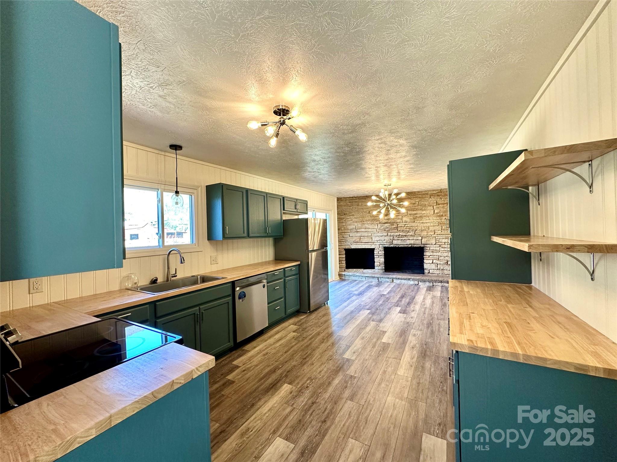 609 Cattail Road Burnsville NC 28714