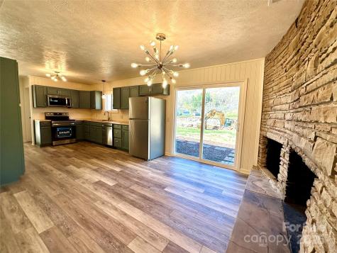 609 Cattail Road Burnsville NC 28714