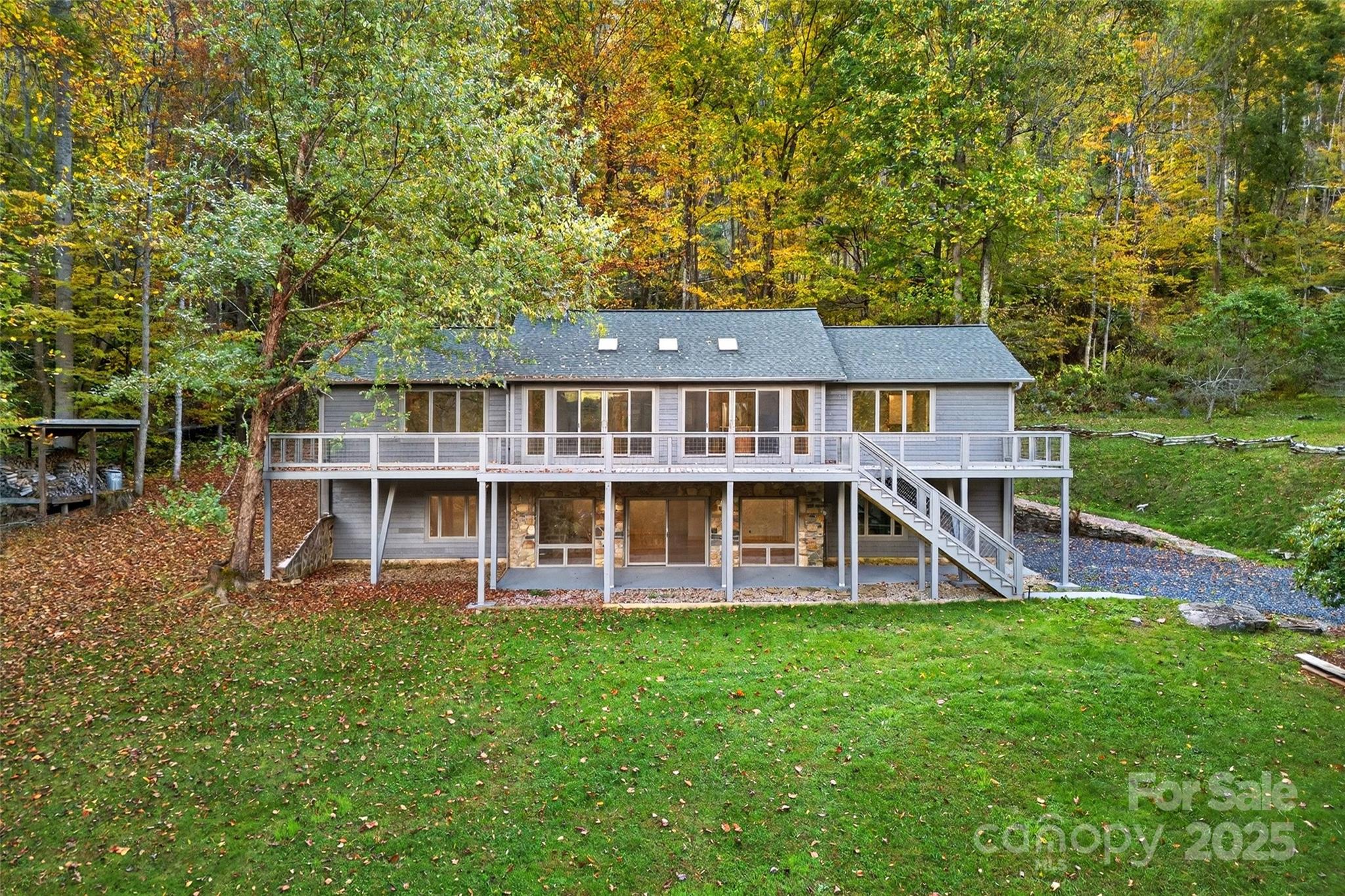 575 Croft Way Bakersville NC 28705