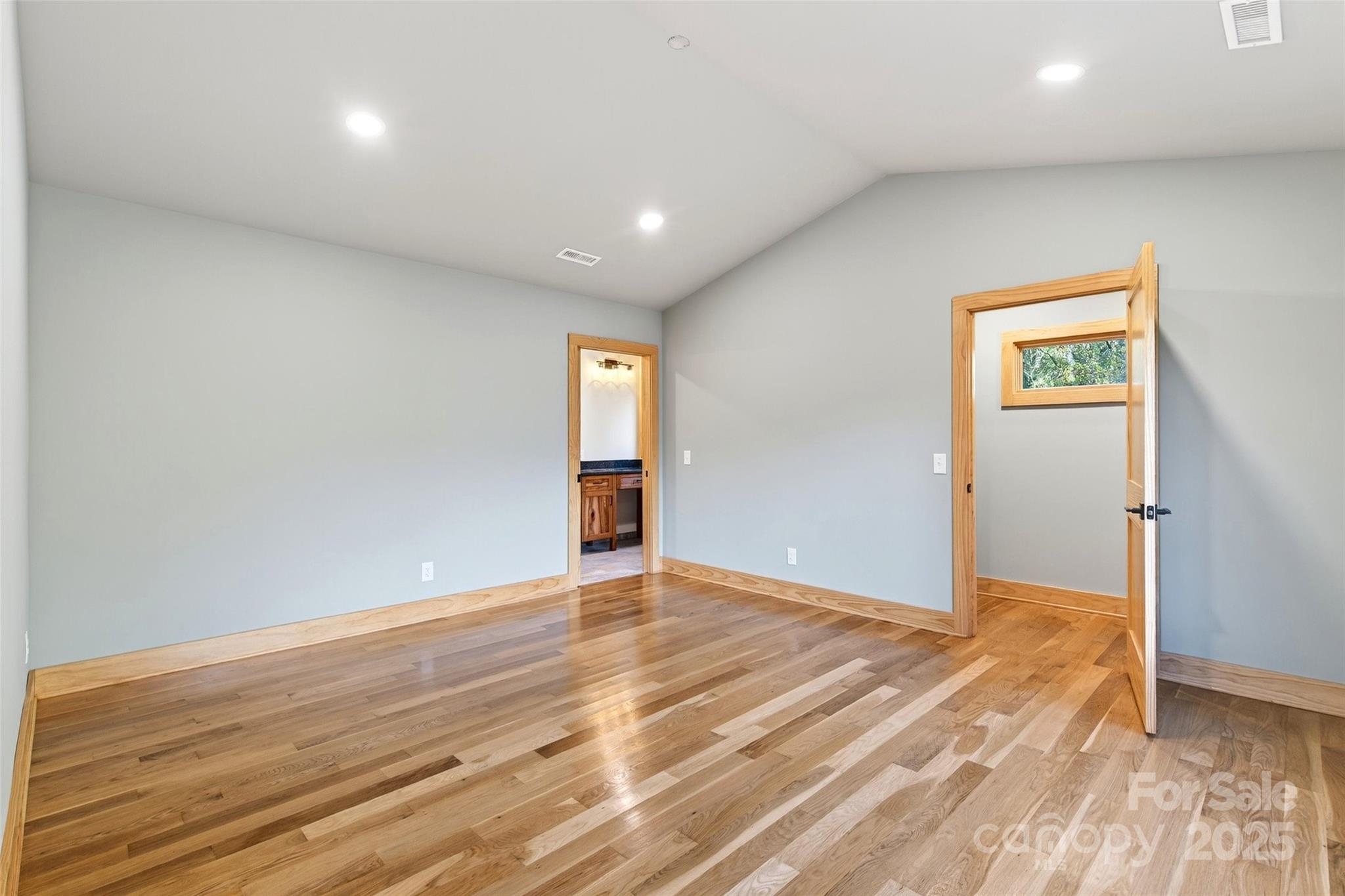 575 Croft Way Bakersville NC 28705