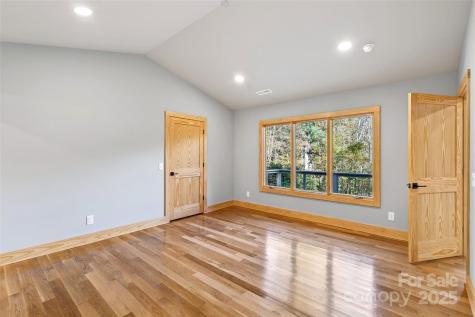 575 Croft Way Bakersville NC 28705