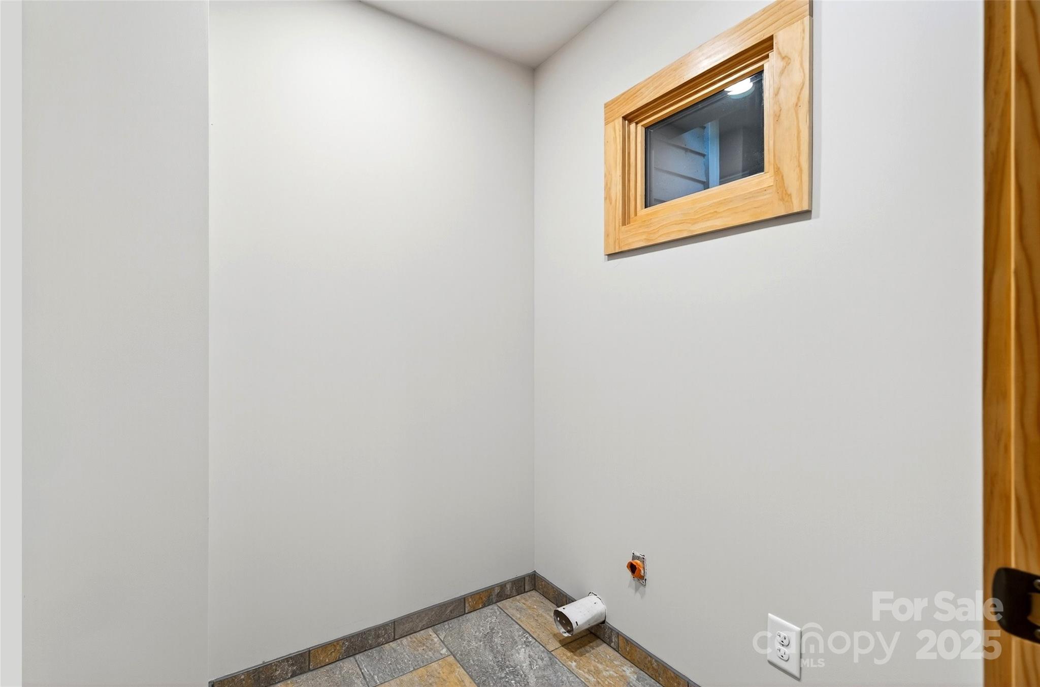 575 Croft Way Bakersville NC 28705