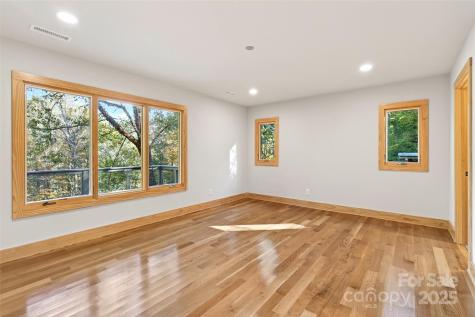 575 Croft Way Bakersville NC 28705