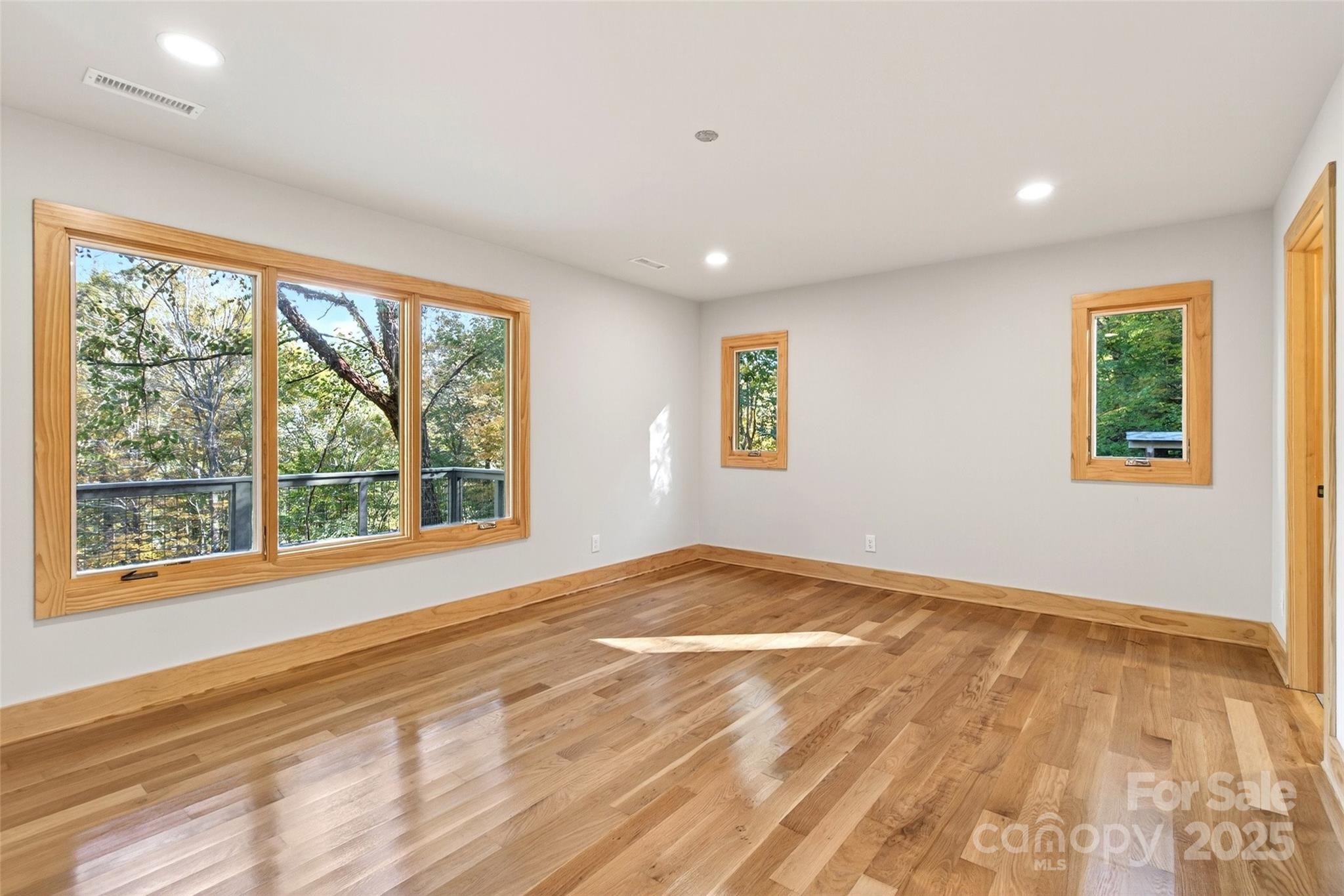 575 Croft Way Bakersville NC 28705