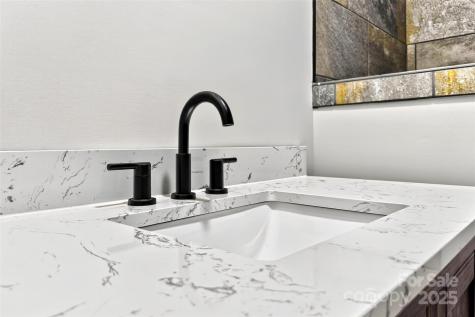 575 Croft Way Bakersville NC 28705