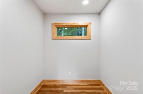 575 Croft Way Bakersville NC 28705