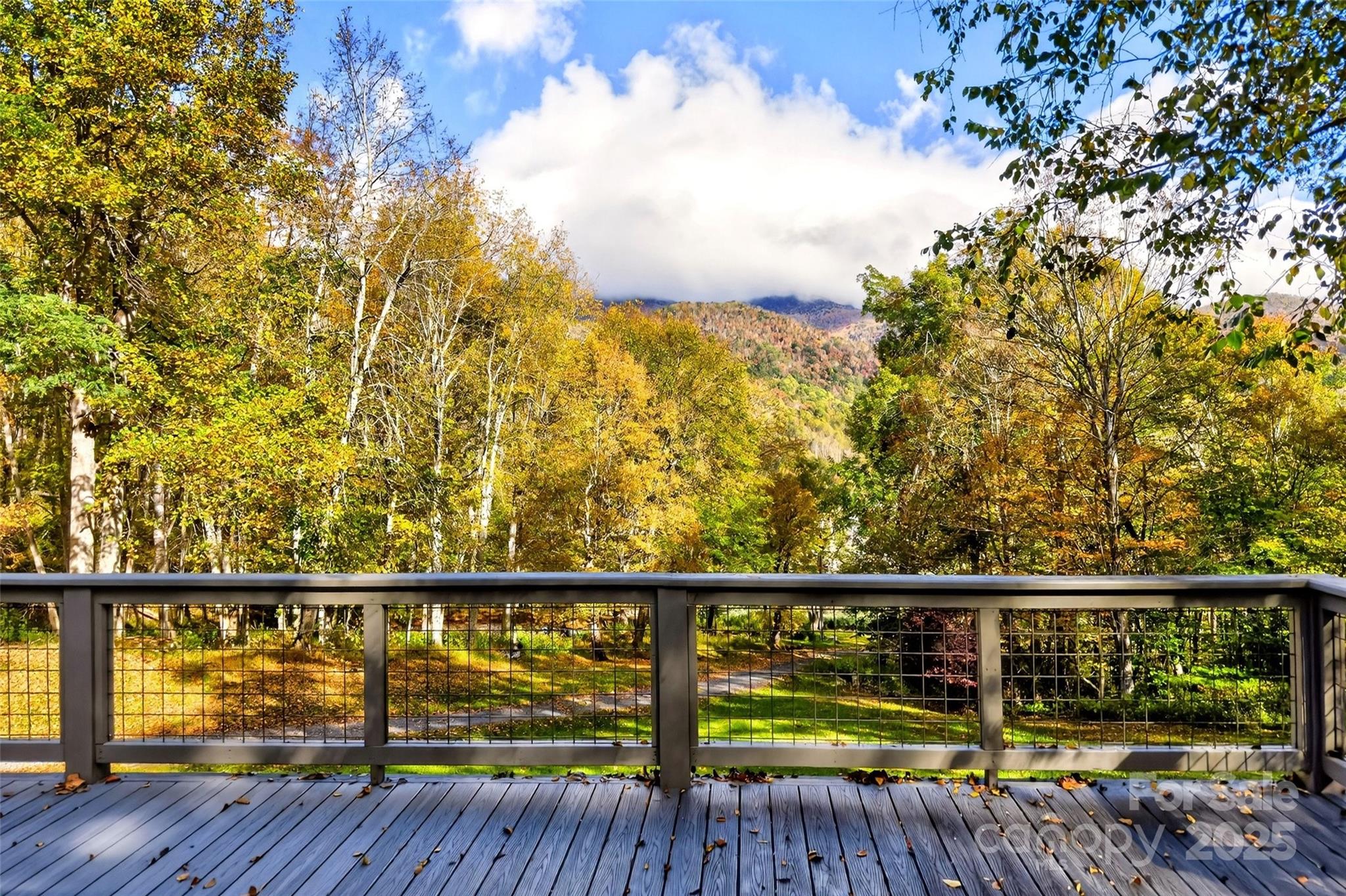 575 Croft Way Bakersville NC 28705