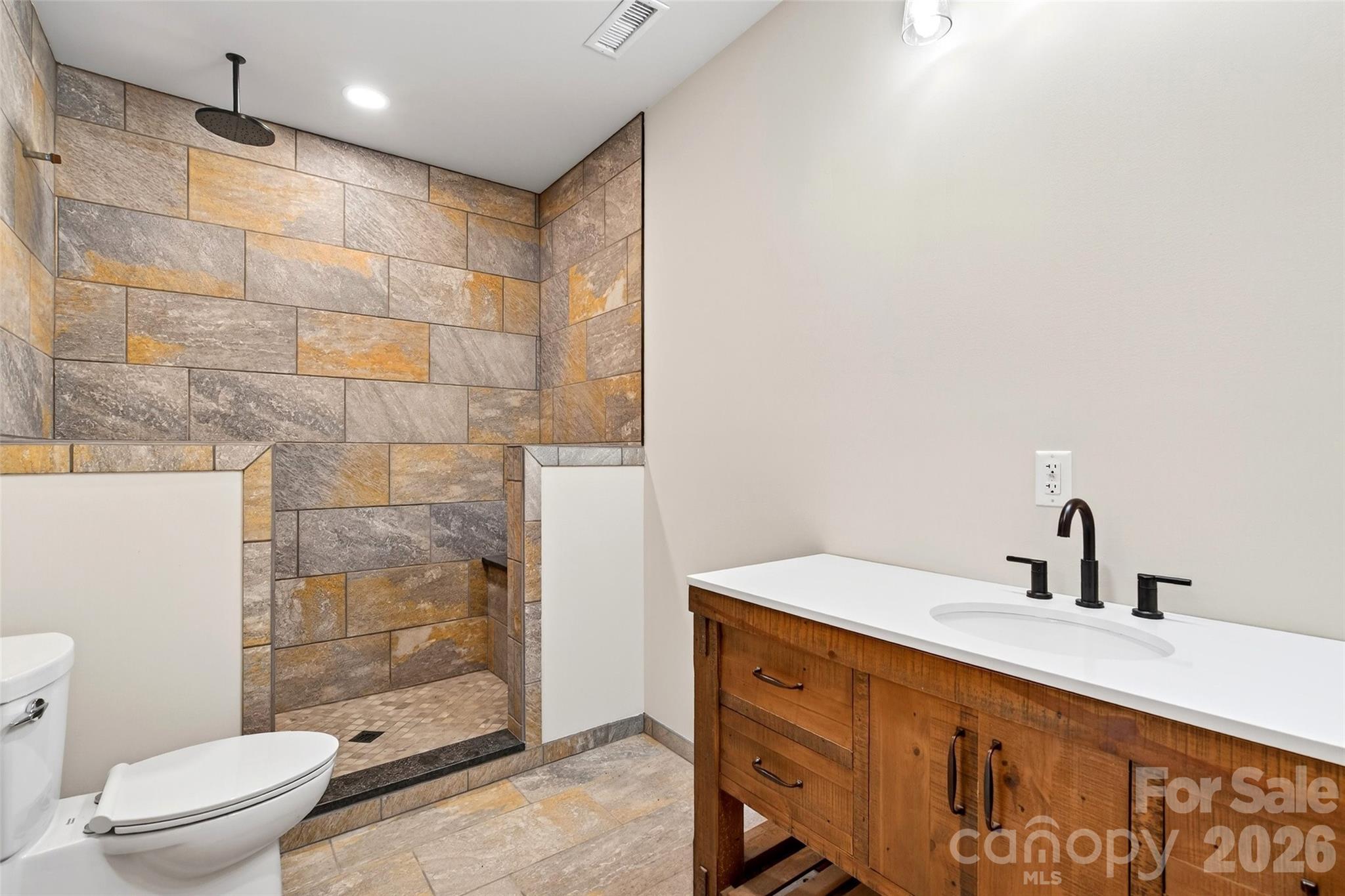 575 Croft Way Bakersville NC 28705