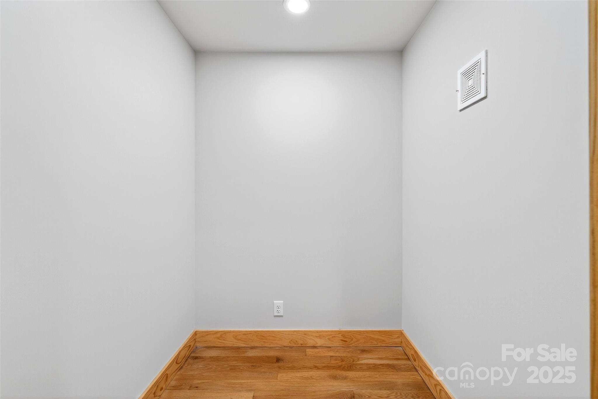 575 Croft Way Bakersville NC 28705