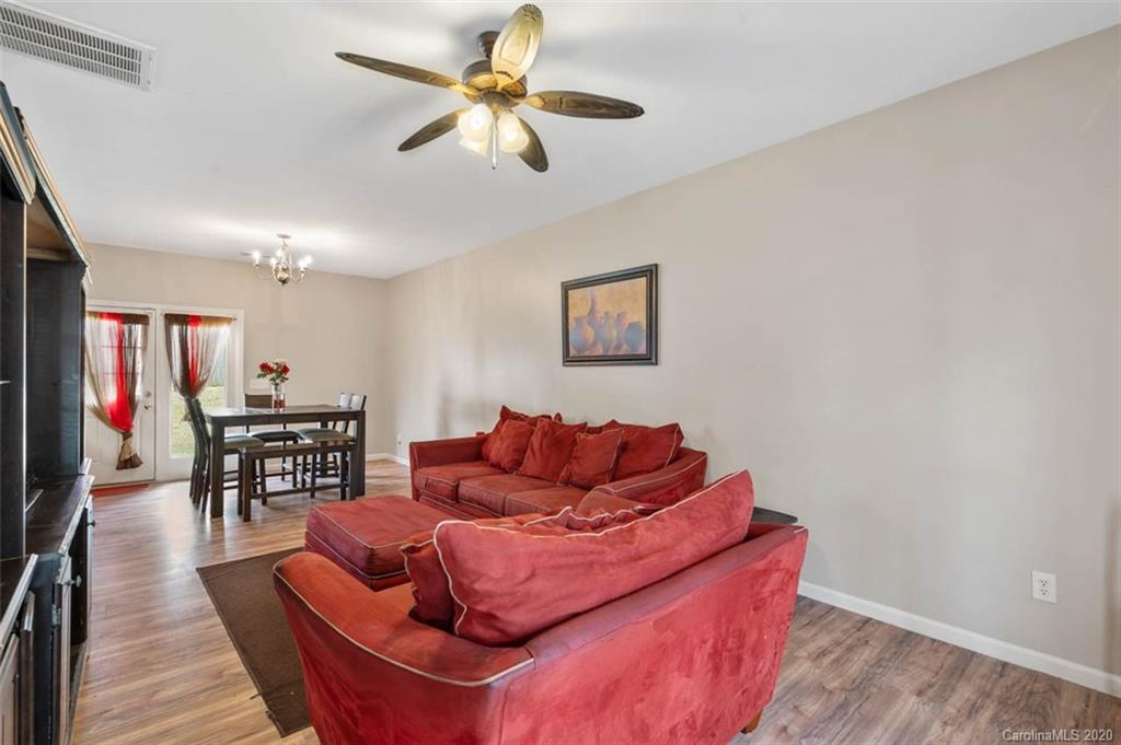 1337 Rising Oak Drive Charlotte NC 28206