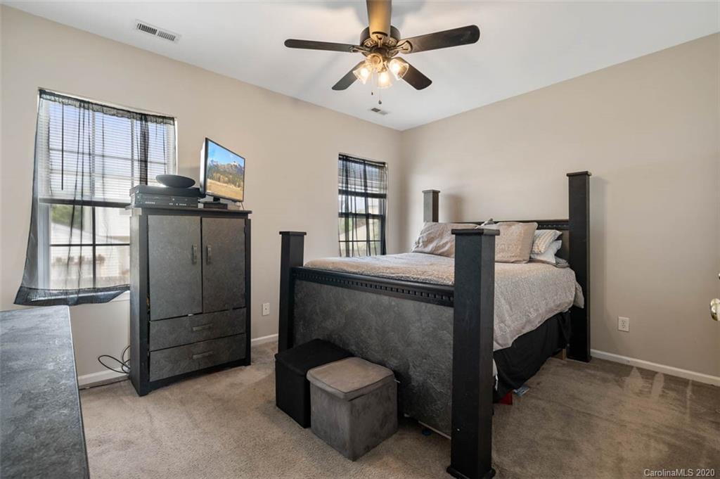 1337 Rising Oak Drive Charlotte NC 28206
