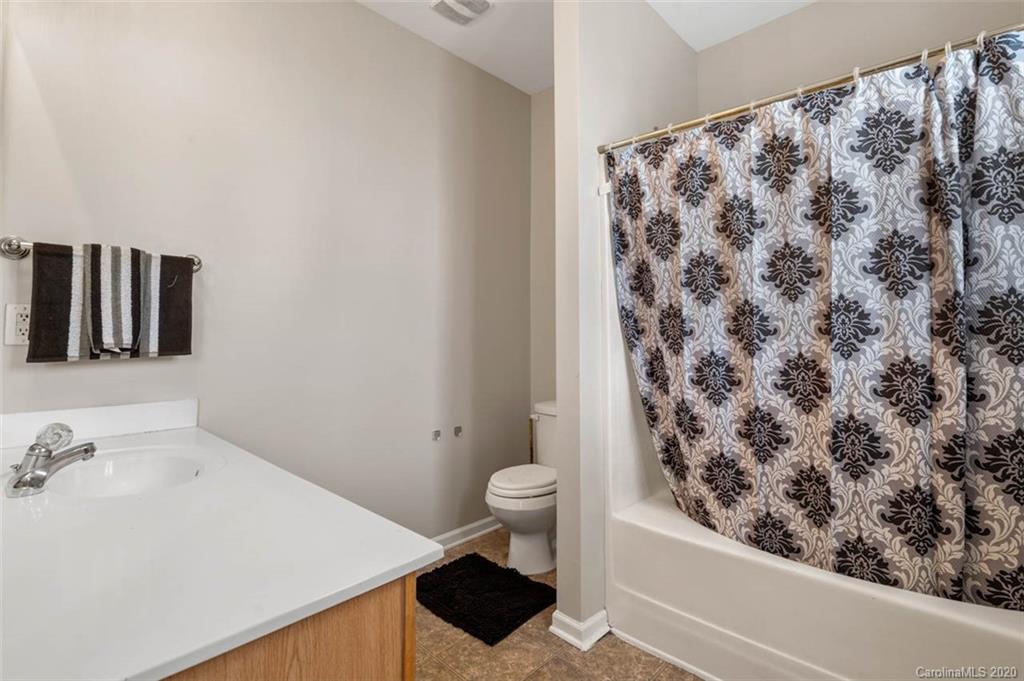1337 Rising Oak Drive Charlotte NC 28206