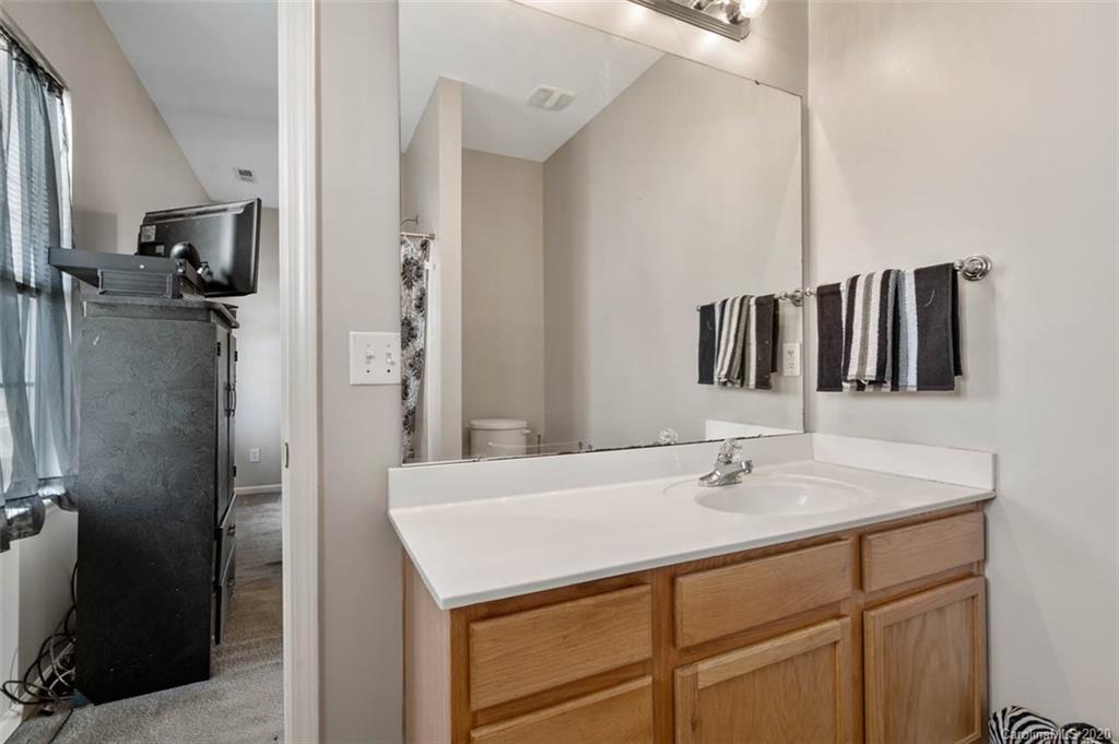 1337 Rising Oak Drive Charlotte NC 28206
