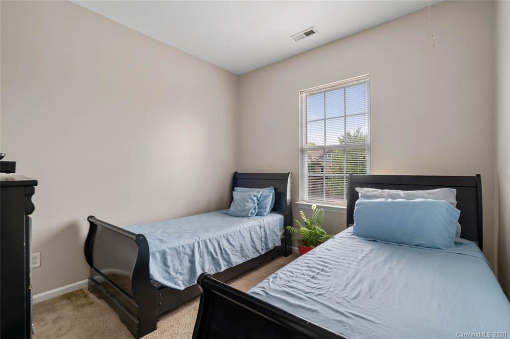 1337 Rising Oak Drive Charlotte NC 28206