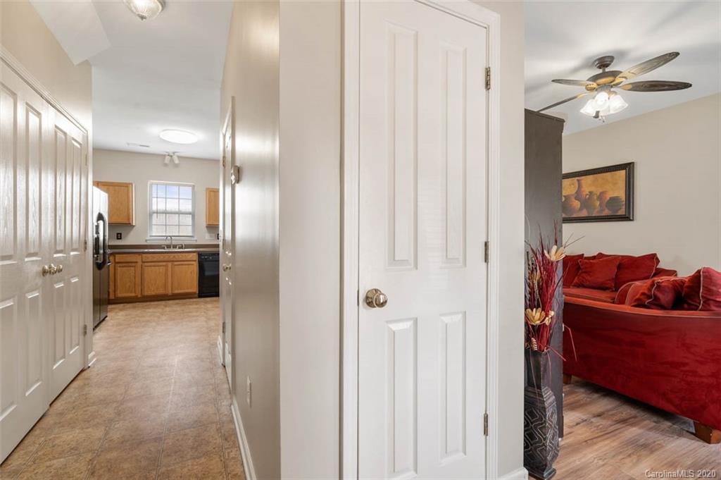1337 Rising Oak Drive Charlotte NC 28206
