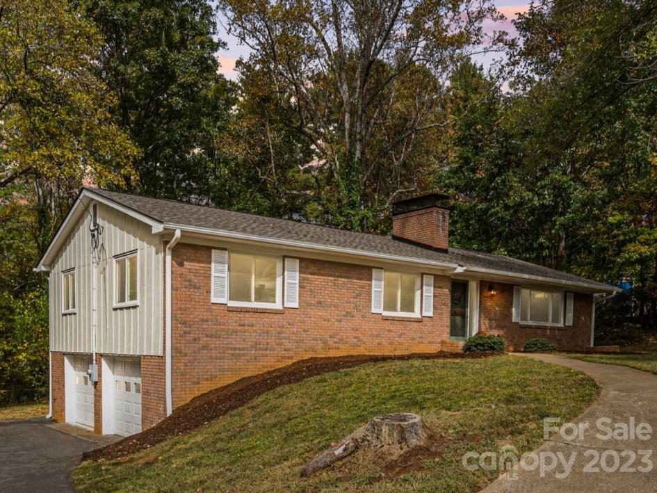 22 Mountainbrook Road Asheville NC 28805