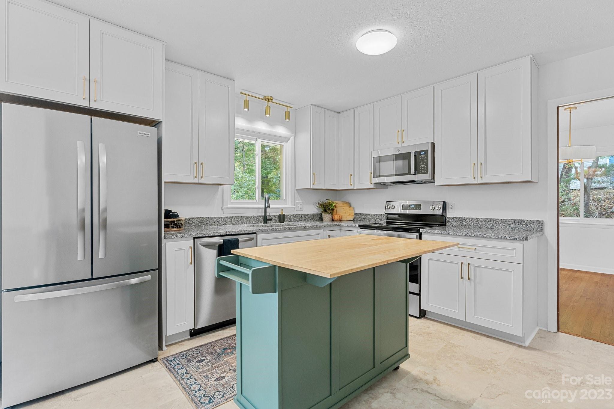 22 Mountainbrook Road Asheville NC 28805