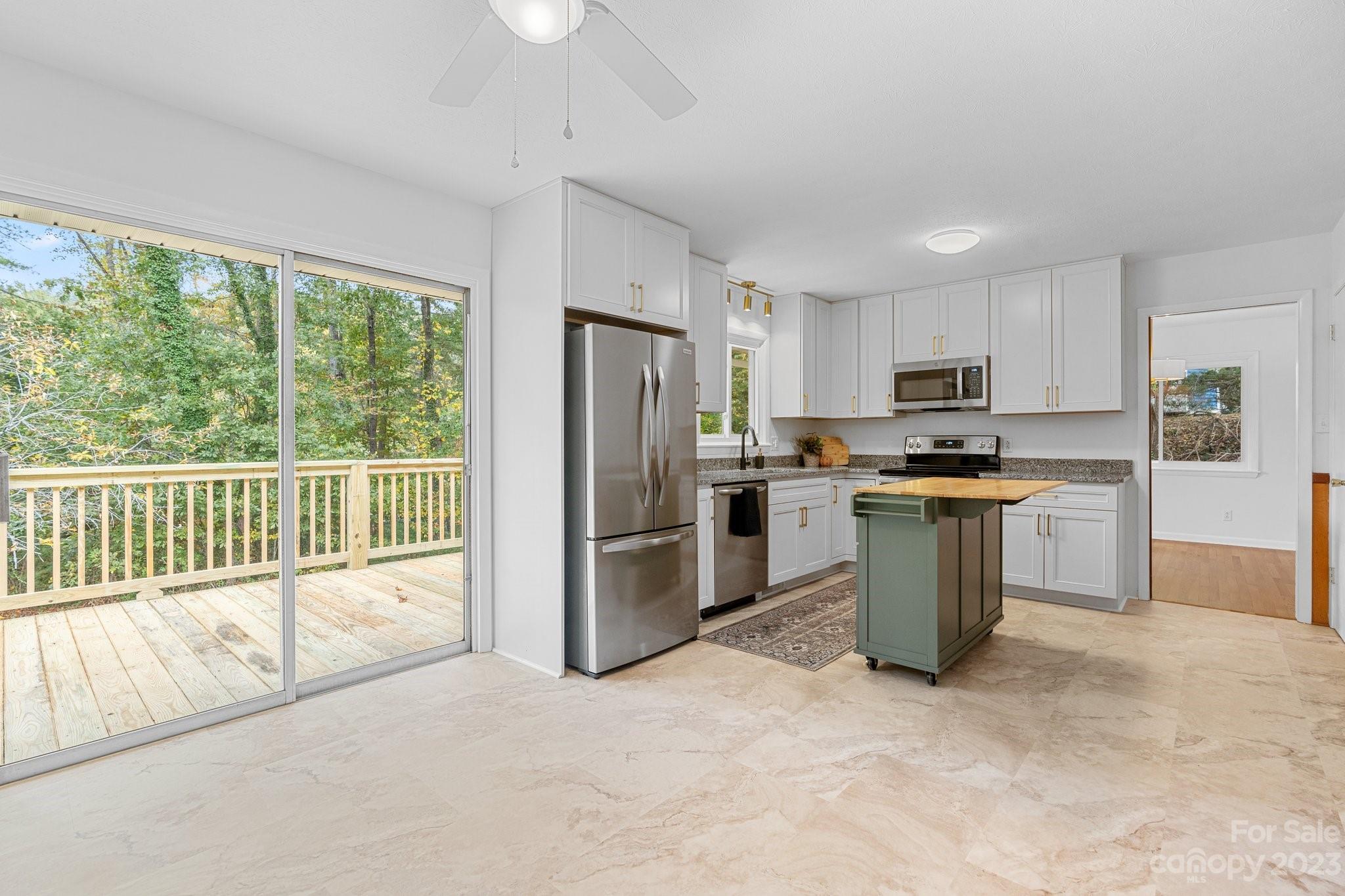 22 Mountainbrook Road Asheville NC 28805