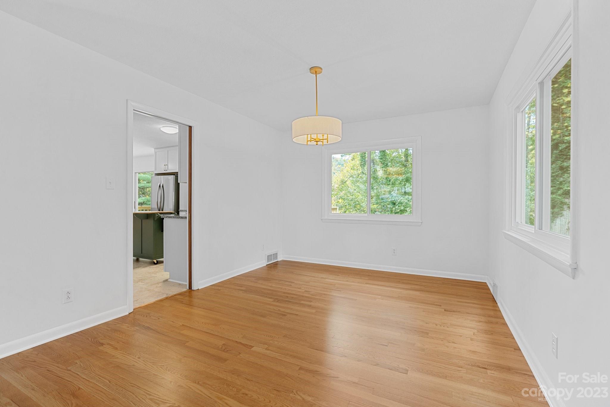 22 Mountainbrook Road Asheville NC 28805