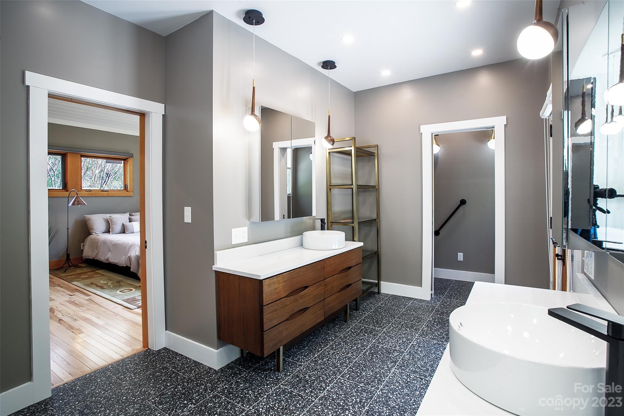 120 Elm Drive Asheville NC 28805