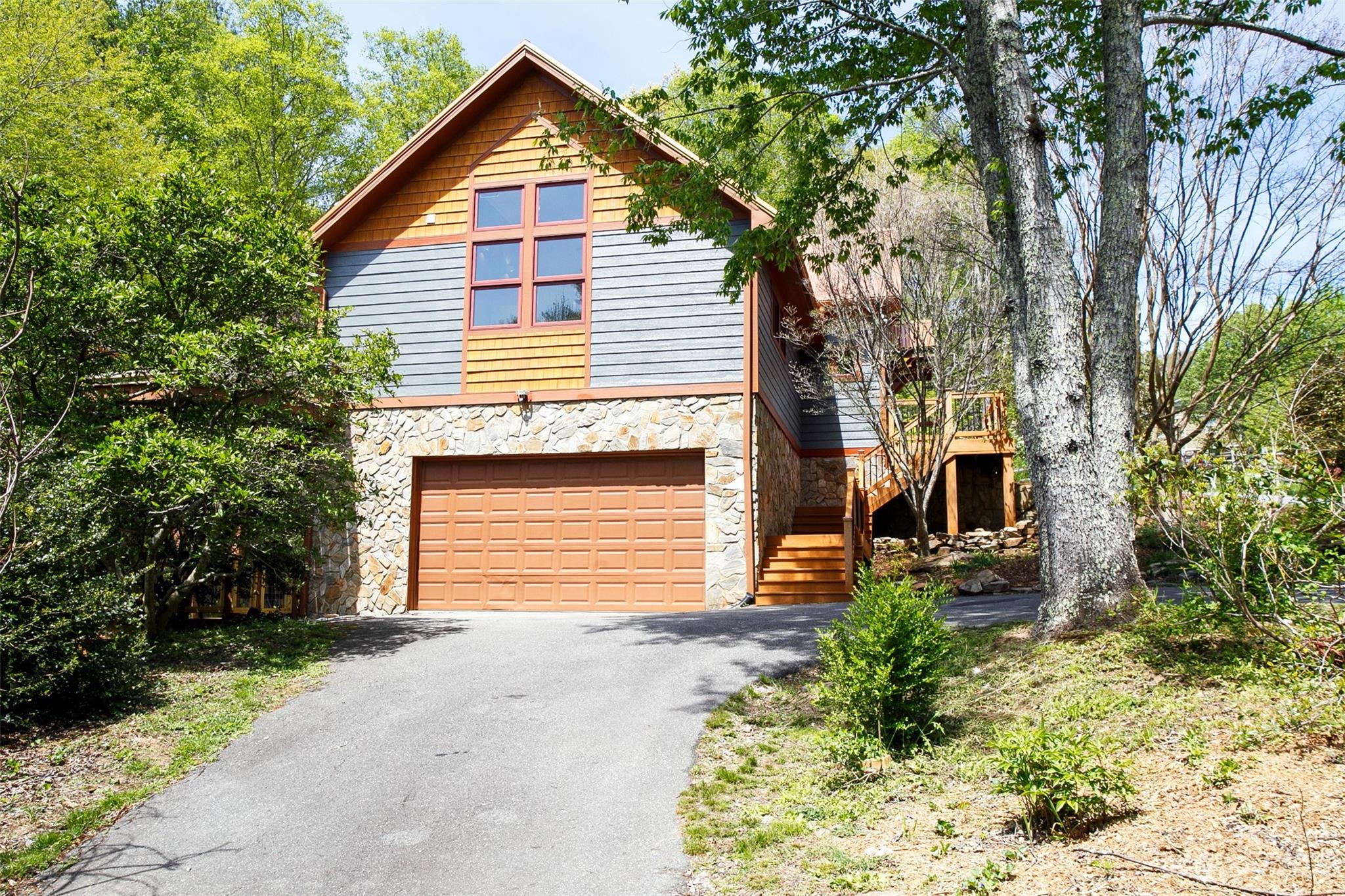 120 Elm Drive Asheville NC 28805