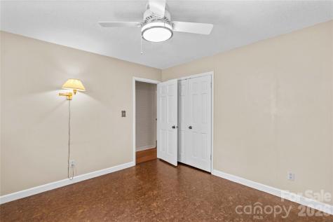 4325 Rosebriar Lane Winston Salem NC 27106