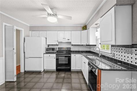 4325 Rosebriar Lane Winston Salem NC 27106