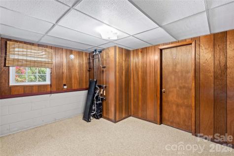 4325 Rosebriar Lane Winston Salem NC 27106