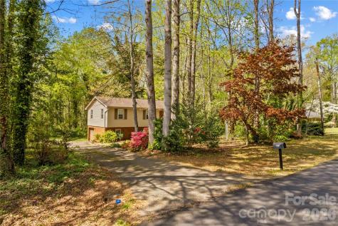 4325 Rosebriar Lane Winston Salem NC 27106