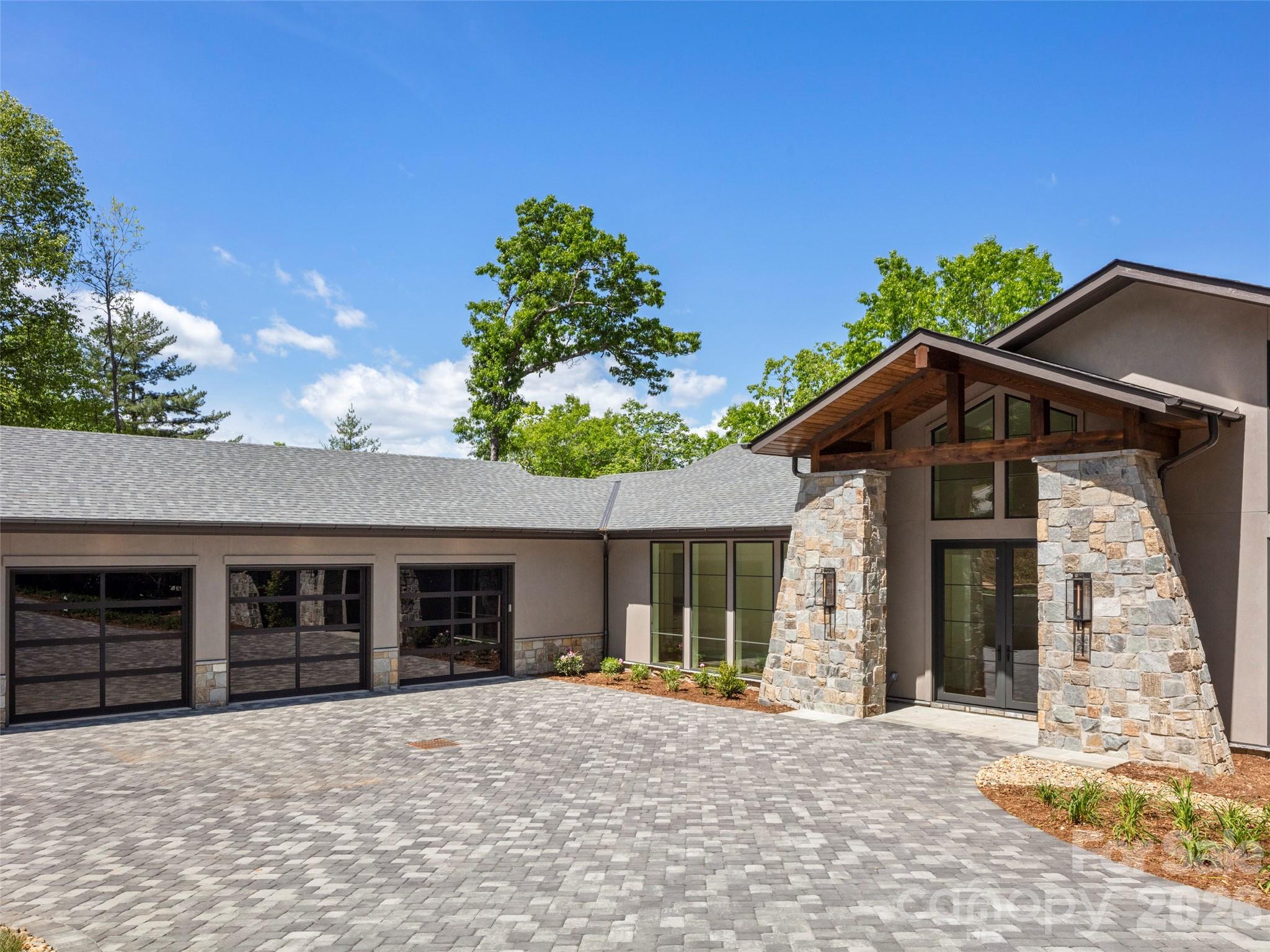 87 Misty Valley Parkway Arden NC 28704