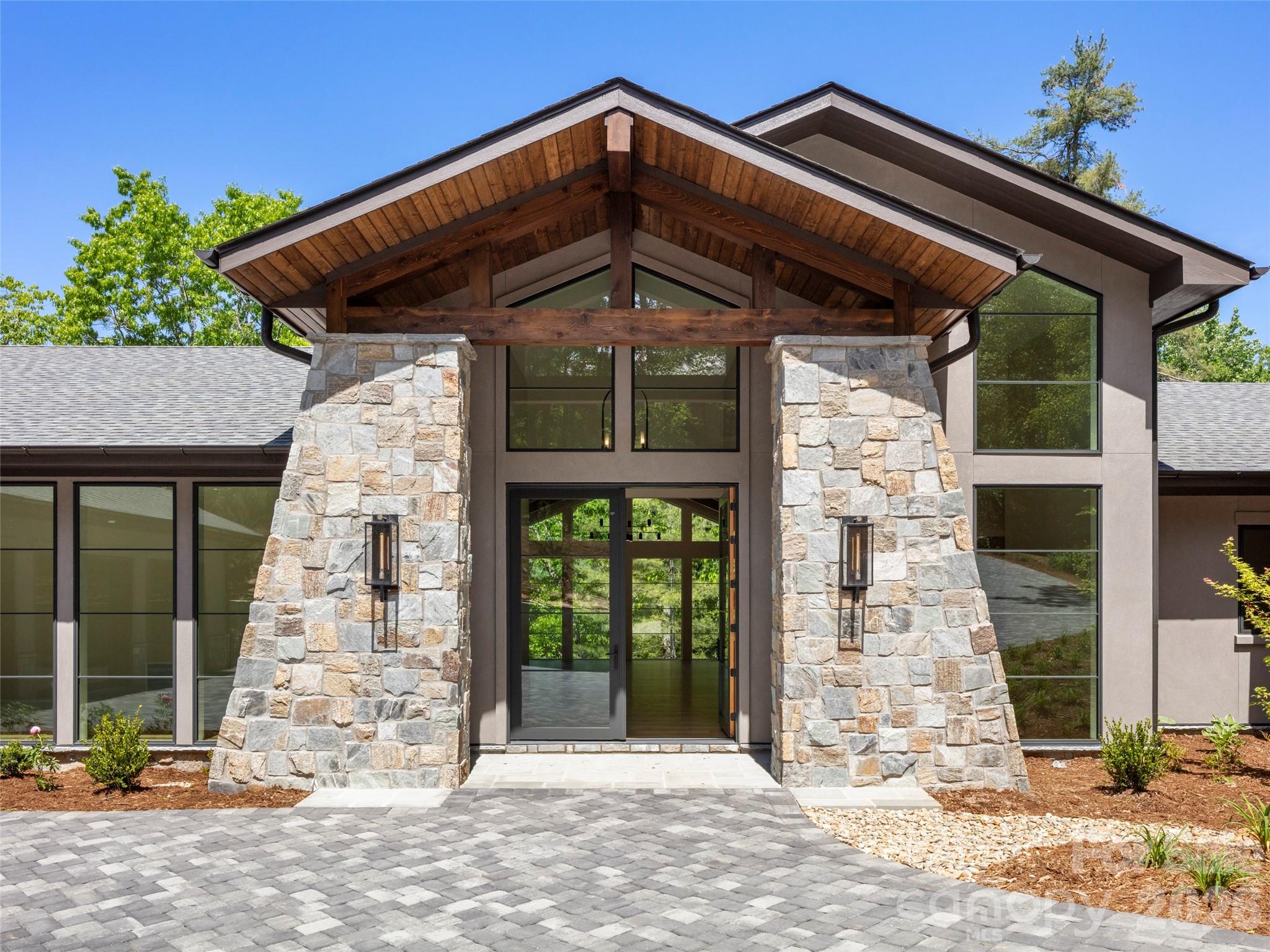 87 Misty Valley Parkway Arden NC 28704