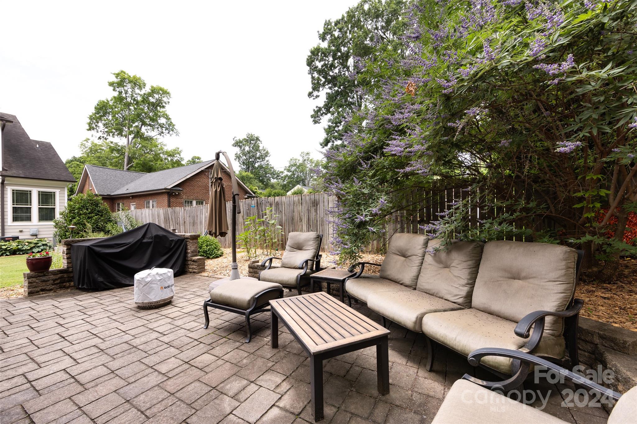 2225 Commonwealth Avenue Charlotte NC 28205