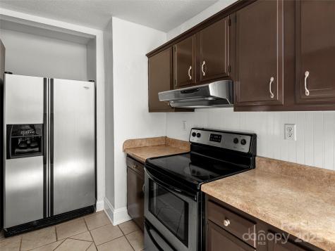 6 Buckingham Court Asheville NC 28803