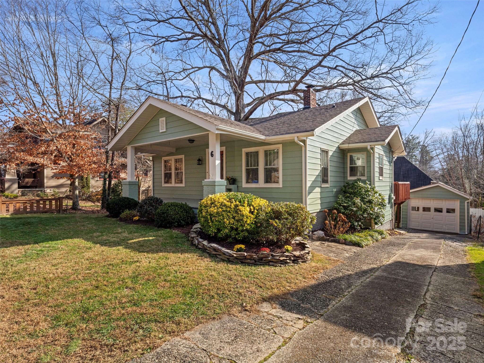 6 Buckingham Court Asheville NC 28803